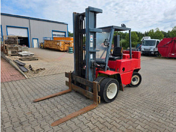 Dizel forklift CLARK