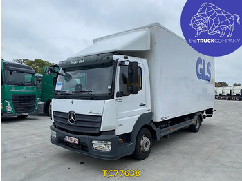 Kapalı kasa kamyon MERCEDES-BENZ Atego 818