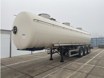 Tanker dorse MAGYAR