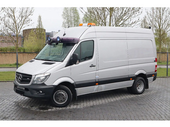 Kapalı kasa kamyonet MERCEDES-BENZ Sprinter 516