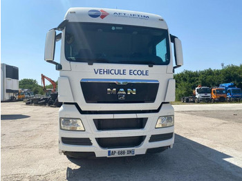 Tenteli kamyon MAN TGX 18.360