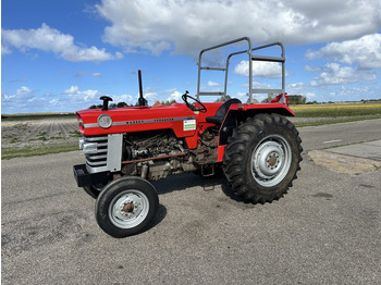 Traktör MASSEY FERGUSON 100 series