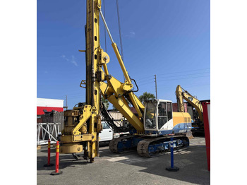 Kazık çakma makinası BAUER