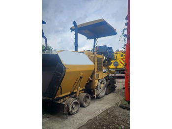 Asfalt serici CATERPILLAR AP300D