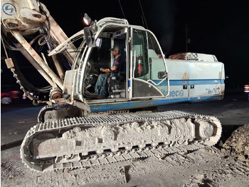 Kazık çakma makinası SOILMEC