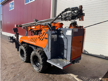 Burgu makinesi Tamrock Commando 120RF: fotoğraf 5