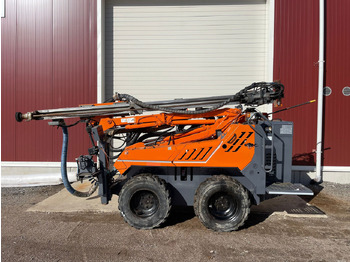 Burgu makinesi Tamrock Commando 120RF: fotoğraf 4