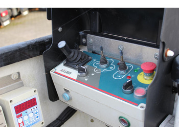 Araç üzerine platform Renault Master  Bühne KLUBB 11m   2 Personen Korb 200kg: fotoğraf 4