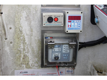 Araç üzerine platform Renault Master  Bühne KLUBB 11m   2 Personen Korb 200kg: fotoğraf 2