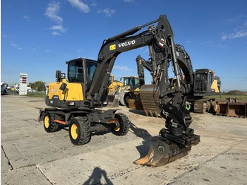 Tekerlekli ekskavatör VOLVO EW60E
