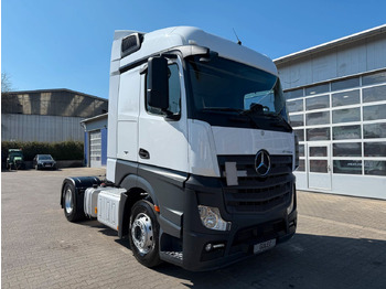 Çekici MERCEDES-BENZ Actros 1845