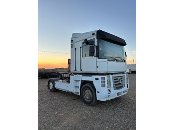 Çekici RENAULT Magnum 480