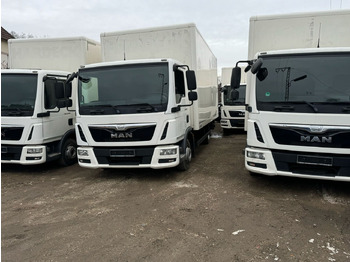 Kapalı kasa kamyon MAN TGL 8.150 4x2 BL TGL 8.150 4x2 BL, Möbelkoffer mit Rolltor: fotoğraf 3
