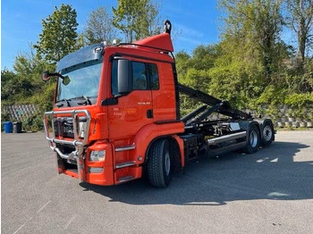 Kancalı yükleyici kamyon MAN TGS 26.480