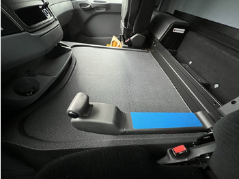 Yeni Şasi kamyon Mercedes-Benz Actros 2141 K 4x2 Actros 2141 K 4x2: fotoğraf 4