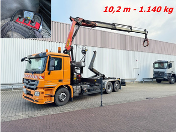 Kancalı yükleyici kamyon MERCEDES-BENZ Actros 2541