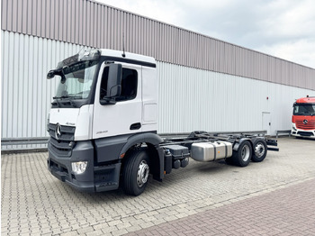 Şasi kamyon MERCEDES-BENZ Actros 2548