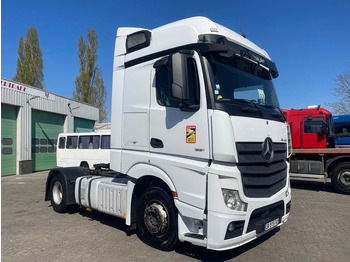 Çekici MERCEDES-BENZ Actros 1851