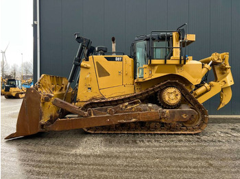 Buldozer CATERPILLAR D8T