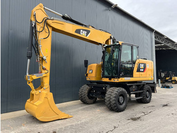 Tekerlekli ekskavatör CATERPILLAR M318F