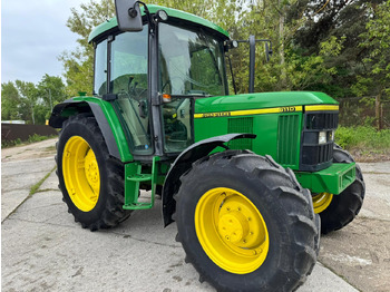 Traktör JOHN DEERE 6110