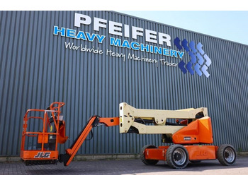 Eklemli platform JLG E450AJ