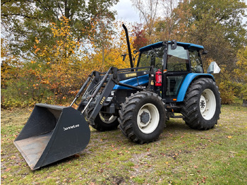Traktör NEW HOLLAND