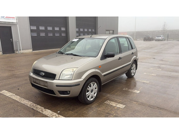 Binek araba FORD
