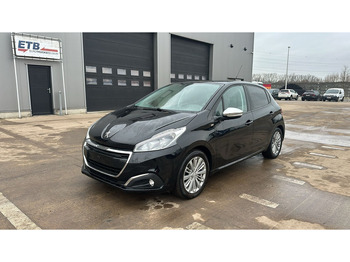 Binek araba PEUGEOT