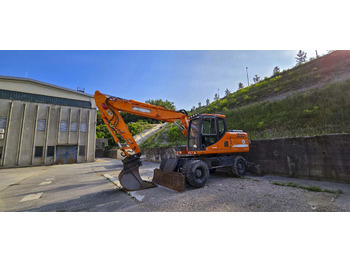 Tekerlekli ekskavatör DOOSAN DX160W