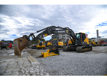 Paletli ekskavatör VOLVO EC220EL