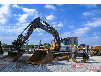Paletli ekskavatör VOLVO ECR235EL