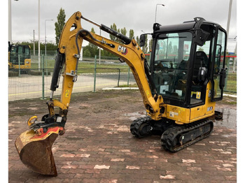 Paletli ekskavatör CATERPILLAR 301.8
