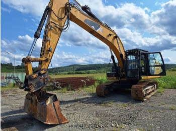 Paletli ekskavatör CATERPILLAR 329ELN