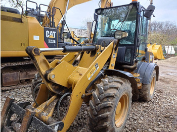 Tekerlekli yükleyici CATERPILLAR 908H