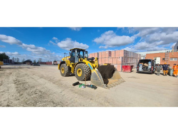 Tekerlekli yükleyici CAT 972: fotoğraf 2