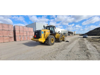 Tekerlekli yükleyici CAT 972: fotoğraf 3