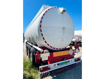 Tanker dorse Schwarzmüller TS 3/E ADR, 6 Kammern Treibstoff Fuel: fotoğraf 3