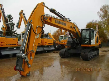 Paletli ekskavatör LIEBHERR R 930
