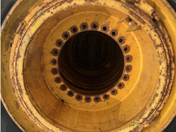 Komple tekerlek Michelin 800/65R29 XLD Volvo L150 L180: fotoğraf 4