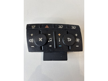 Kabin ve iç mekan JOHN DEERE