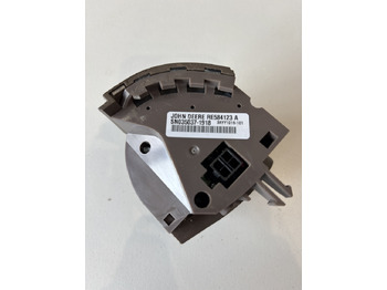 Kabin ve iç mekan JOHN DEERE