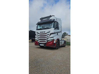 Çekici IVECO S-WAY
