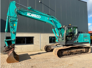 Paletli ekskavatör KOBELCO
