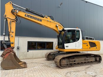 Paletli ekskavatör LIEBHERR R 922