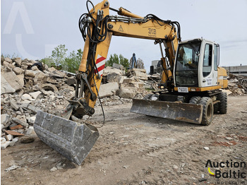 Tekerlekli ekskavatör LIEBHERR A 316