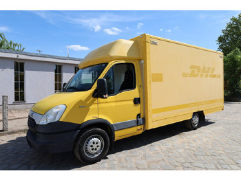 Kapalı kasa kamyonet IVECO Daily