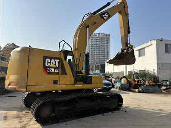 Paletli ekskavatör CATERPILLAR 320GC