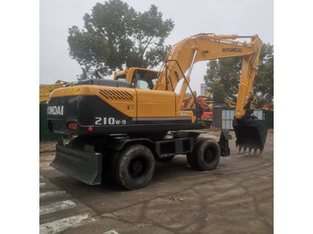 Tekerlekli ekskavatör HYUNDAI R210