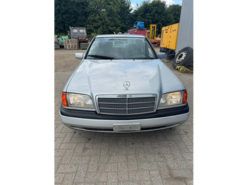 Sedan araba Mercedes-Benz C-Klasse **C250DIESEL+AIRCO**: fotoğraf 2